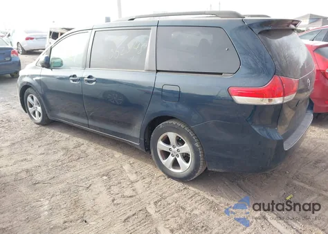 2011 Toyota Sienna Le V6 from USA, damaged, VIN 5TDKK3DC1BS002848